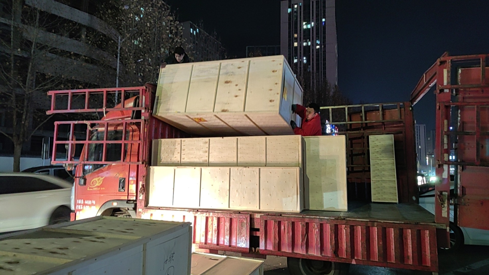 鄭州搬運裝卸工 城市運轉中的無名力量，河南宏貝搬家服務為您保駕護航